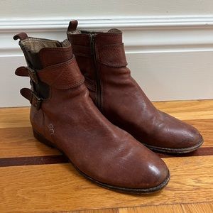 FRYE Women's Anna Gore Short Buffalo Leather Boot